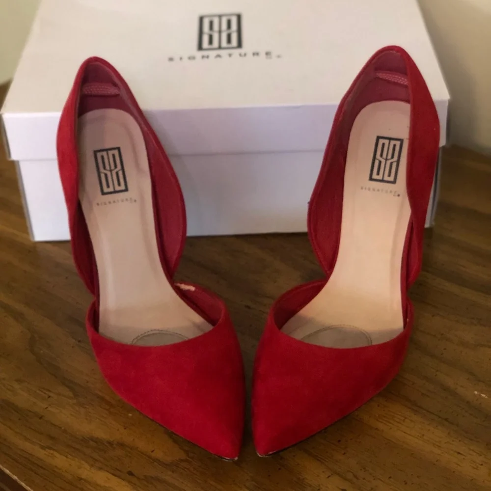 Heels - Picture 1 of 3
